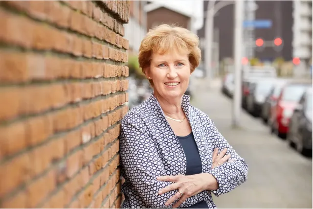 7 vragen over sekten aan Miranda Klaver.