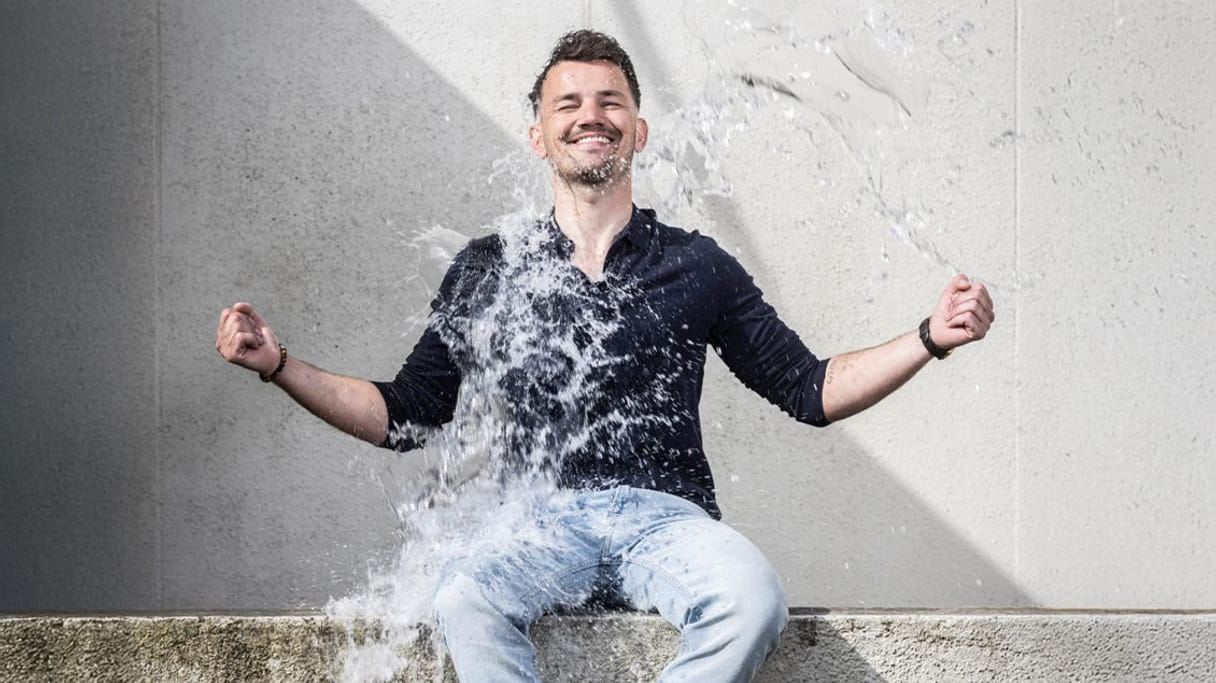 Na een geschiedenis van alcoholverslaving en psychoses liet Jari (28) zich dopen