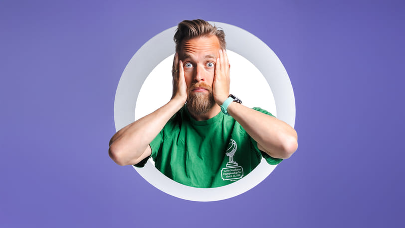 Pieter-Jan kijkt met een half oog (gevolg: kapot brein en slechte series)