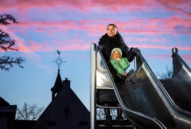 Bonicia Reijke kiest voor een leven als huisvrouw: 'Het moederschap is een baan op zich'