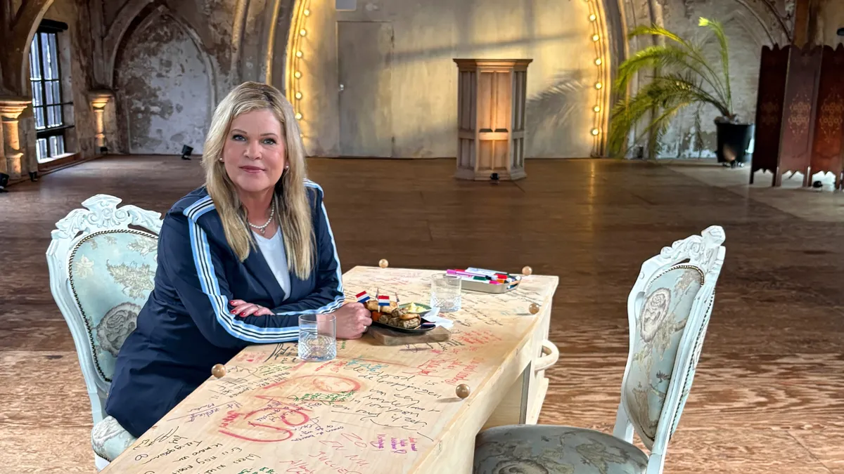Tina Nijkamp in ‘De Kist’: ‘Toen ik stopte bij SBS6 kon ik na tien jaar eindelijk rouwen om mijn zus’