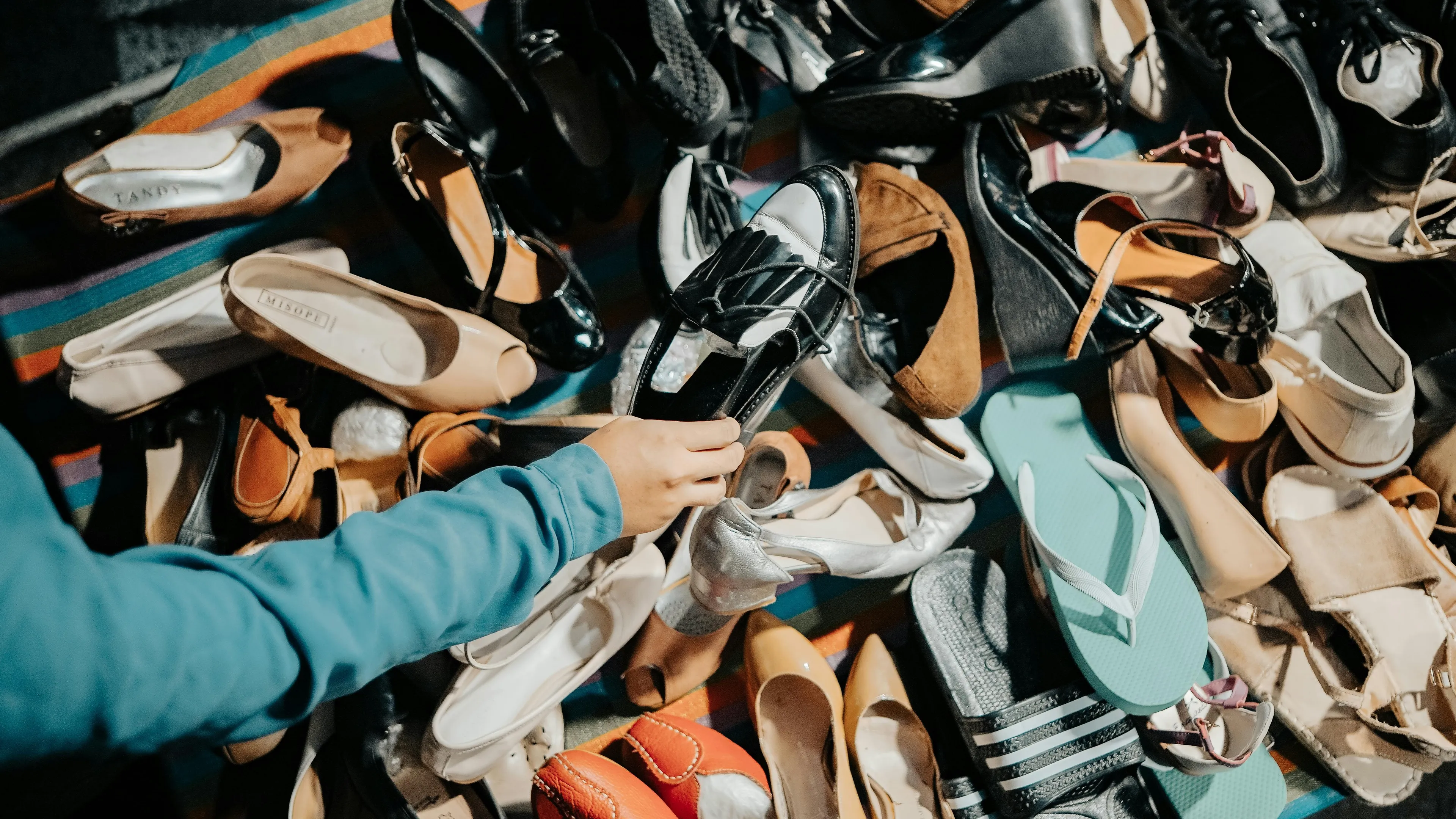 Wil je tweedehands winkelen? Tien tips voor beginners.