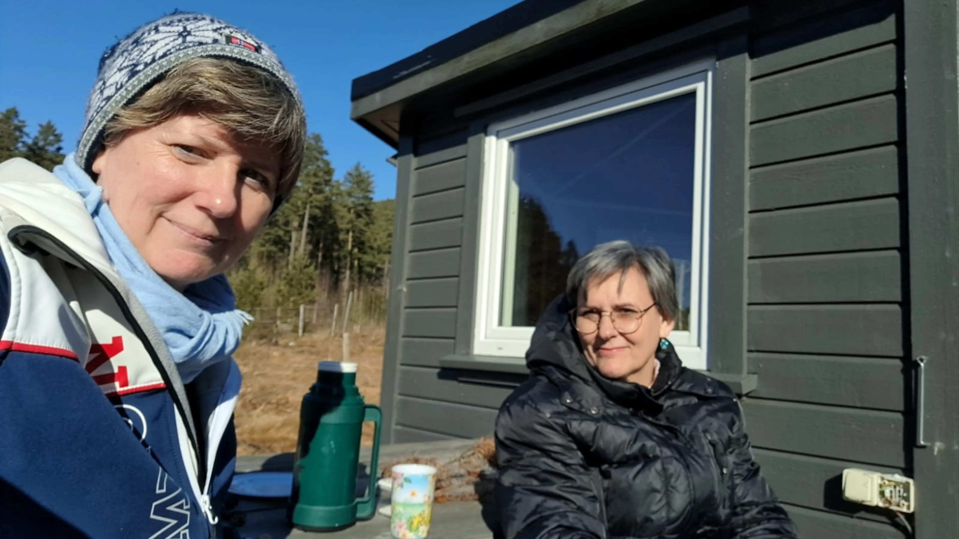 Annemarie en Babet vertrokken naar Noorwegen om B&B The Sisters te openen