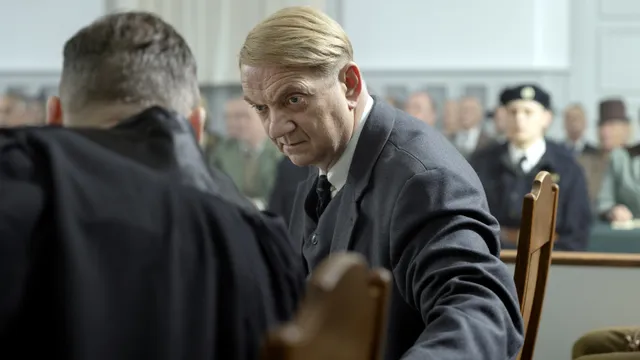 Quisling: The Final Days is een intiem drama over de Noorse politicus Vidkun Quisling.