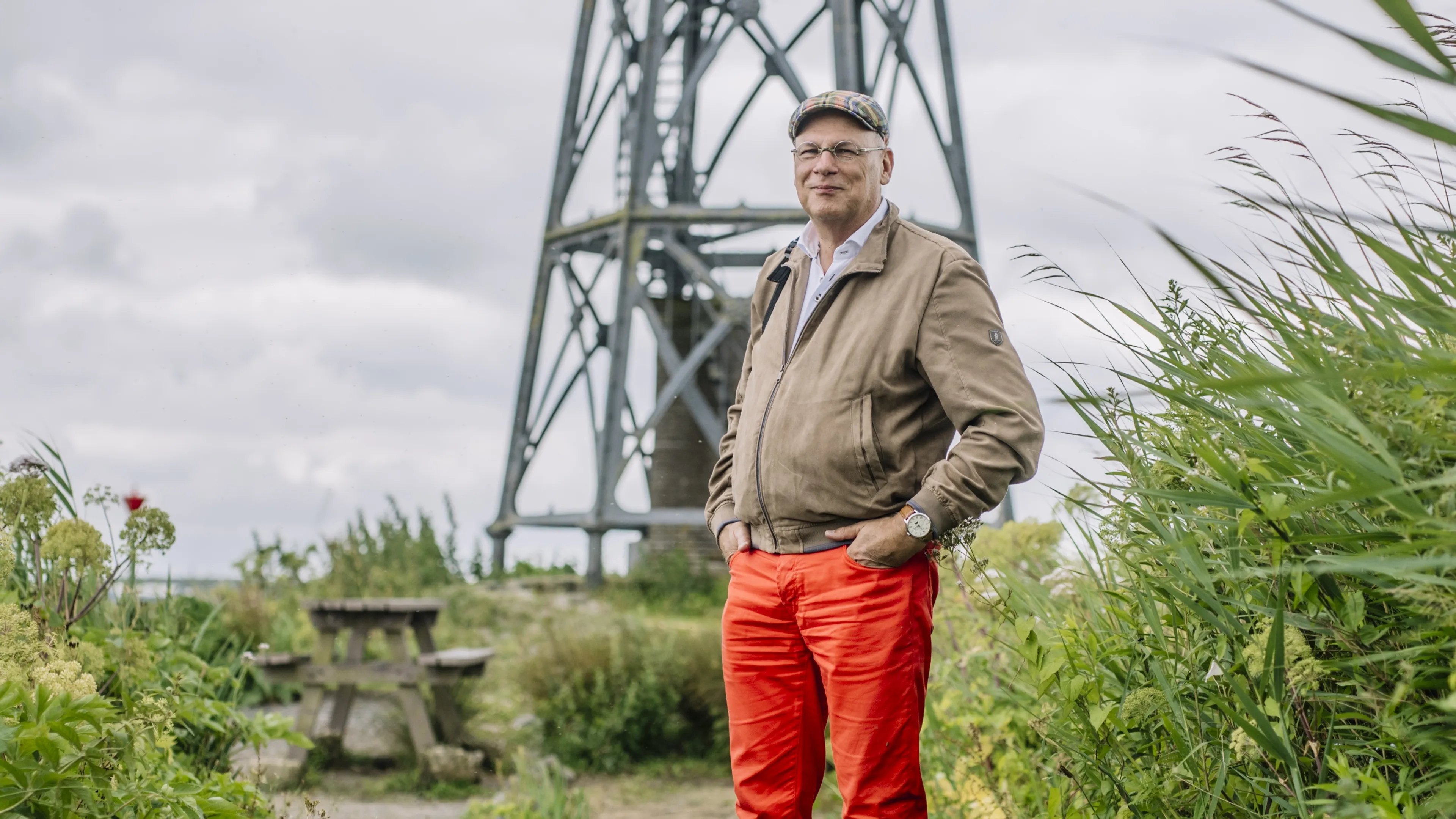 Sjaak Sinterniklaas, Strijen, toerist in eigen land