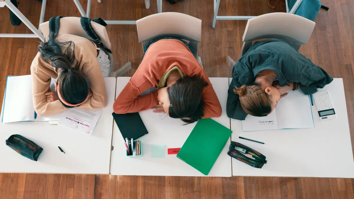 Van vakantietijd naar drukte: hoe doe je dat? ‘Kinderen snakken naar structuur’