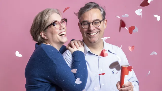 Daphne (51) en Richard (52) van den Boogaard gaven elkaar drie keer het ja-woord. "Al bij de eerste date stal Richard mijn hart.".