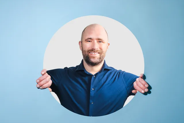 Theoloog en dominee Arjan Baan (47), auteur van het begin 2025 verschenen boek 'Virtuoos leven', raakte door de ziekte van Huntington arbeidsongeschikt.