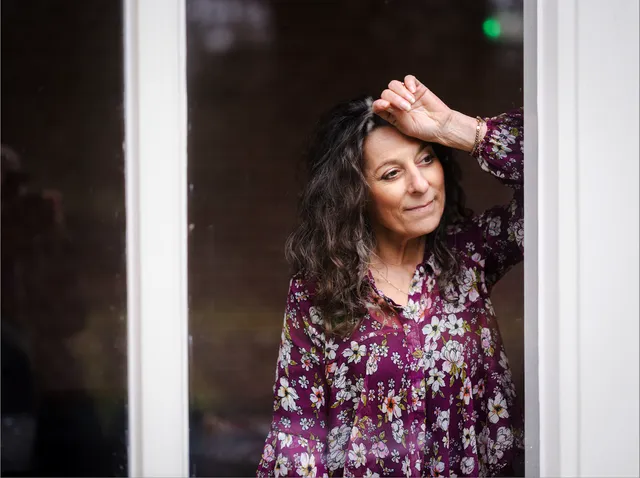 Jelka Anhalt is tijdelijk niet aan het werk voor het Legers des Heils: ze is vorig jaar aangereden door een SUV op Sicilië tijdens een zonvakantie. Ze liep in totaal twaalf botbreuken op.