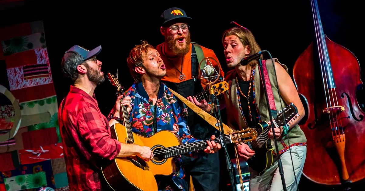 Band Trinity publiceert koffietafelboek 'Ik wens jou' - EO