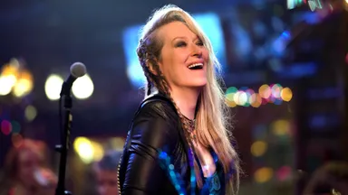 Meryl Streep overtuigt als rockdiva in 'Ricki and the Flash'