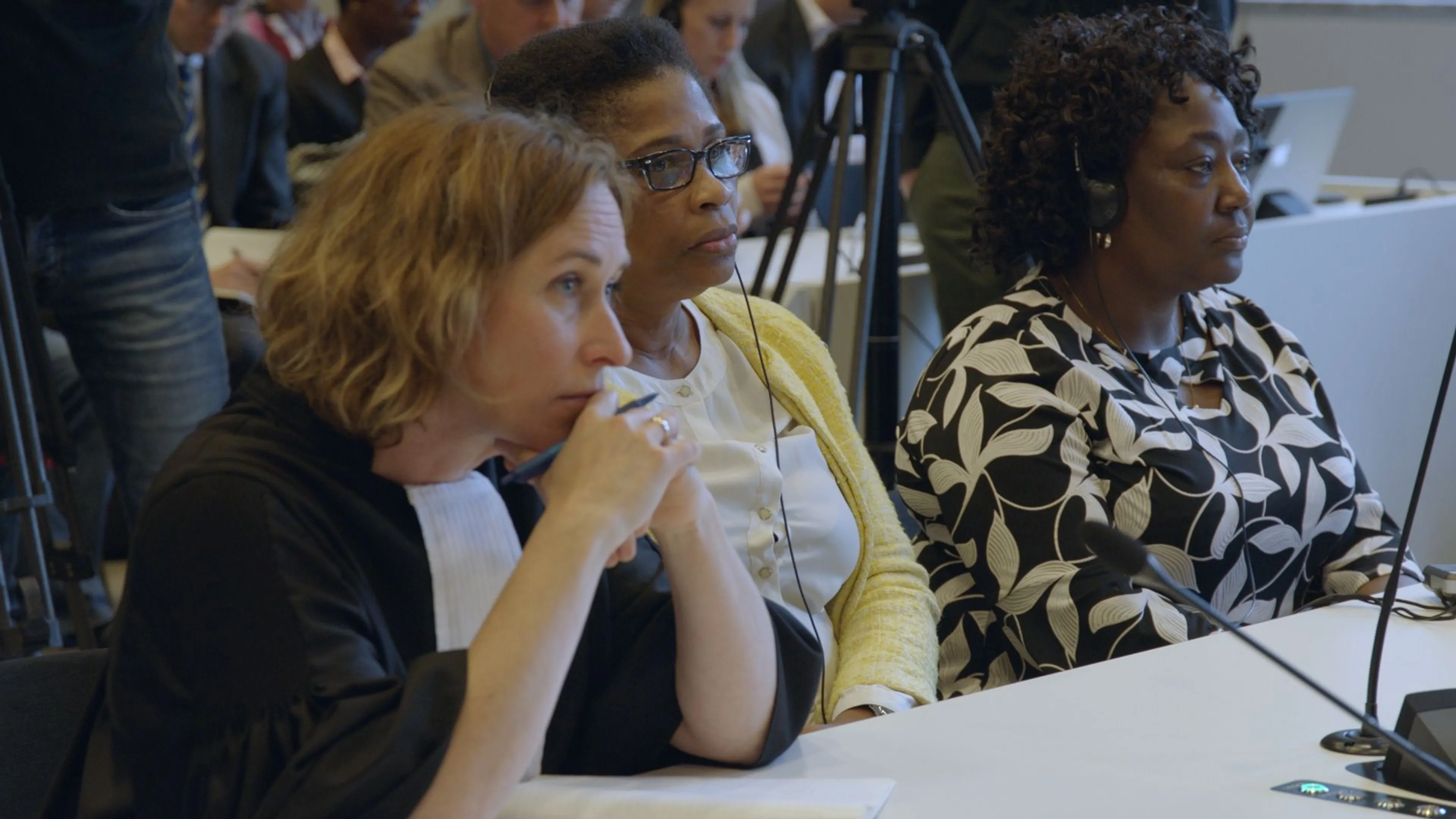 Eén vrouw tegen multinational Shell: het verhaal van Esther Kiobel