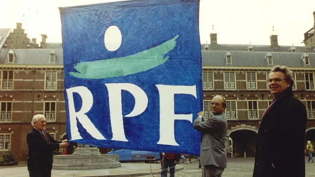 Meindert Leerling overleden.