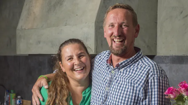 Johan en Janneke Jelies vertrekken met hun 9 kinderen naar Spanje.