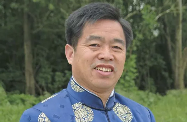 De hemelse man wil bouwen aan Gods koninkrijk.