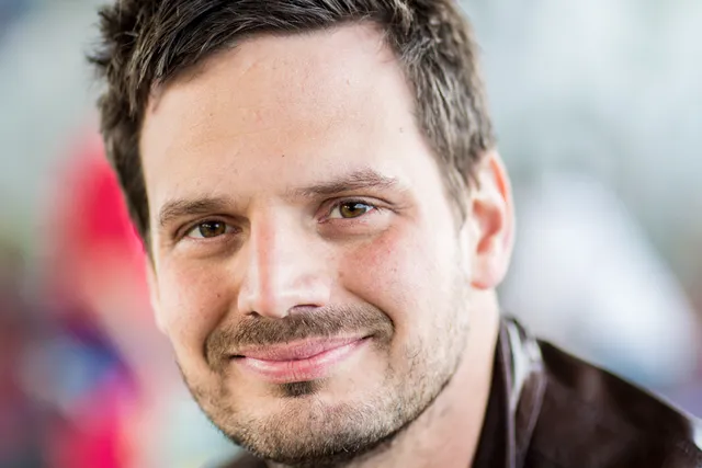 Jurjen herstelt van een hersenoperatie.