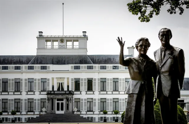 Juliana bij Soestdijk in Blauw Bloed.