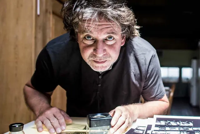 Gevierd fotojournalist hoopt dat zijn foto's angst wegnemen.