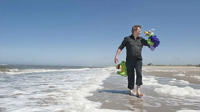 Deze maand lanceerde hij zijn 1000e kinderwerkidee.