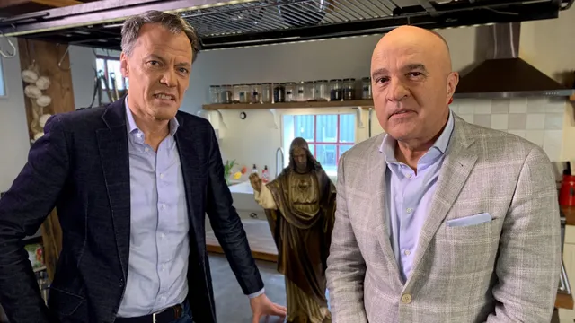 Adieu God - misdaadverslaggever John vd Heuvel.