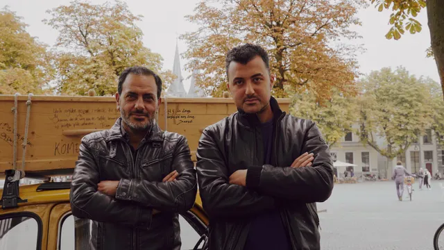 Allebei zijn ouders dreigden met zelfmoord.