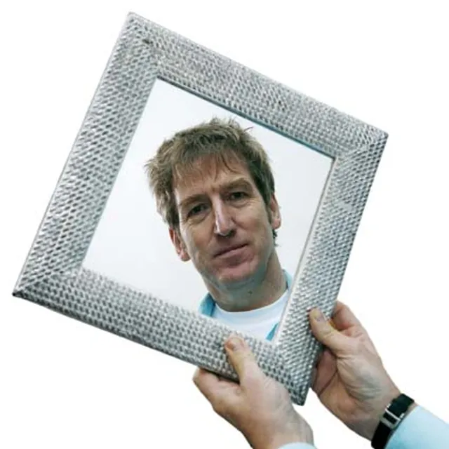 NCRV-presentator van ‘Netwerk’.