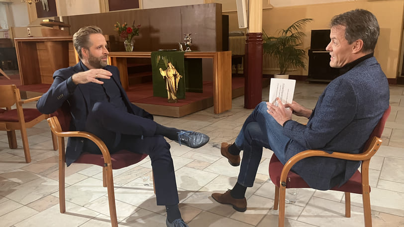 Minister Hugo de Jonge in 'Adieu God?'